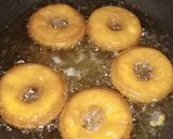A picture of step 3 of Chocolate Donut.