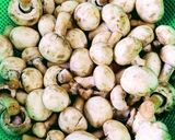 A picture of step 1 of Garlic Mushrooms.