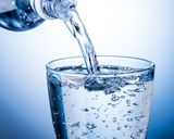 Foto del paso 1 de la receta: Zumo de limón muy fresco