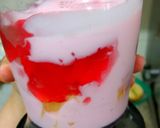 Foto del paso 2 de la receta: Batido de yogurth, gelatina y frutas😋