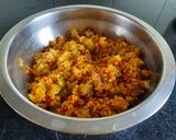 दुधीची मूग डाळ घालून केलेली भाजी (Dudhi Moong Dal Bhaji Recipe In Marathi) रेसिपी स्टेप 2 फोटो 