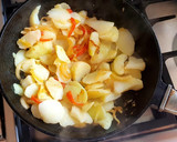 Foto del paso 3 de la receta: Champiñones con papas salteados👨‍🍳👨‍🍳