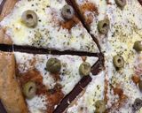 Foto del paso 5 de la receta: Pizza con harina integral de trigo con legumbres (lentejas, garbanzos, porotos y arvejas)