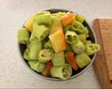 Foto del paso 2 de la receta: Jugo puro de ají verde