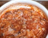 Foto del paso 3 de la receta: Calamares en salsa americana con cuscús