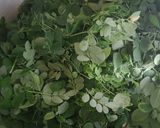 Foto langkah ke 1 dari resep Sayur Daun Kelor.