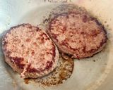 Hình bước làm 5 của món Steak Băm Áp Tái & Salad Nui Trộn