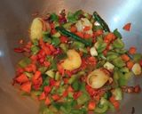 A picture of step 5 of Soya Veggies Stir Fry.