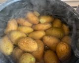 A picture of step 2 of Oven baked potatoes.