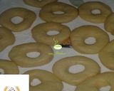 A picture of step 2 of Doughnut.