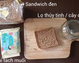 Hình bước làm 1 của món Sandwich đen nhân phô mai tách muối