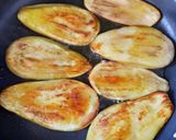 A picture of step 1 of Halim Bademjan Isfahan (Traditional Persian Eggplant and Lamb).