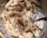 Tésztasaláta recept fázis 2 fotója