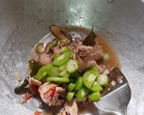Foto langkah ke 3 dari resep 37. Garang Asem Ayam.