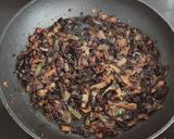 Foto del paso 3 de la receta: Chipirones encebollados
