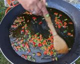 A picture of step 2 of Paella Loredana.