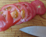 Foto del paso 2 de la receta: Hamburguesa salmón ahumado y bacon a tiras con cebolla