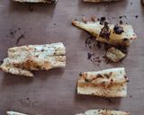 Foto del paso 2 de la receta: Yuca especiada al horno. Mandioca con especias al horno