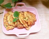 Hình bước làm 4 của món Bánh bắp chiên trứng