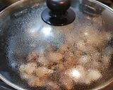 Foto langkah ke 2 dari resep Spaghetti alle Vongole in Bianco.