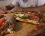 Foto del paso 11 de la receta: Pizza de harina integral con borde relleno! 🤤