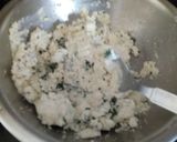 A picture of step 3 of Fried idlis.