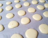 Foto langkah ke 6 dari resep Egg Drop Cookies.
