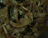 Foto langkah ke 4 dari resep Kwetiaw goreng sehat simple.