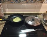 Foto del paso 2 de la receta: Tortilla de patata en salsa