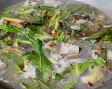 รูปขั้นตอนการทำที่ 4 ของ แกงผักเฮือกใส่หมูสามชั้น
