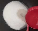 A picture of step 3 of Vada ladoo.