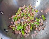 A picture of step 3 of Indian style tomato Spaghetti.