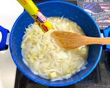 A picture of step 6 of Vichyssoise Potato & Onion Cold Cream Soup.