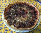 Une image de l'étape 14 de Tarte aux prunes et raisins à l'hibiscus.
