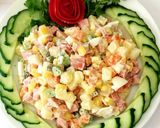 Hình bước làm 3 của món Salad Nga