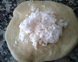 Foto langkah ke 4 dari resep Evde Poğaça/ Roti Gurih isi keju (Makanan Turki).