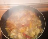 Foto del paso 2 de la receta Pollo con verduras y naranja en reducción de soja