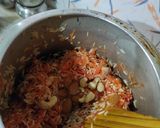 A picture of step 8 of Gur Gajar ke meethe chawal/ (Sweet Jaggery Carrot Rice pudding).