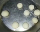 A picture of step 2 of Vegetable momos.