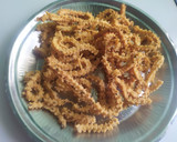 சின்ன வெங்காயம் முறுக்கு ரெசிபி ஸ்டேப் 8 புகைப்படம்