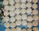 Foto langkah ke 5 dari resep Putri salju bola.