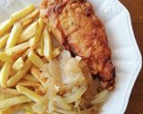 Foto del paso 3 de la receta: Pescado frito a lo pobre