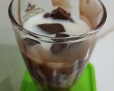 Foto langkah ke 3 dari resep Es Susu Jelly.