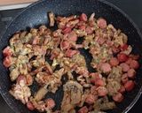 Foto del paso 3 de la receta: Espaguetis a la "falsa carbonara"😋😋