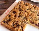 صورة لخطوة 7 من وصفة الكيكة المفتتة بالفراولة Streusel Cake 🇩🇪