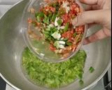 A picture of step 4 of Green pav bhaji recipe.