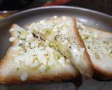 चीज़ गार्लिक ब्रेड (Cheese garlic bread recipe in Hindi) रेसिपी चरण 8 फोटो