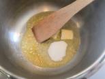Glutén és tejmentes francia hagymaleves, buciban tálalva recept lépés 3 foto