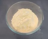 A picture of step 1 of Gobhi Aloo Chop.