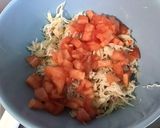 Une image de l'étape 5 de Tomates farcies au crabe, mayonnaise et aneth.